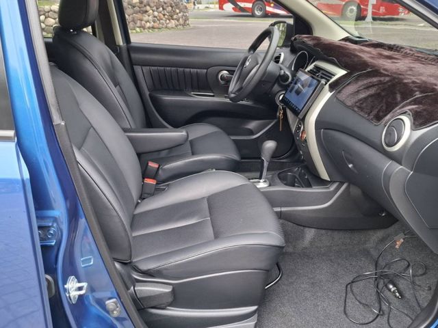 Nissan  Livina  第28張相片