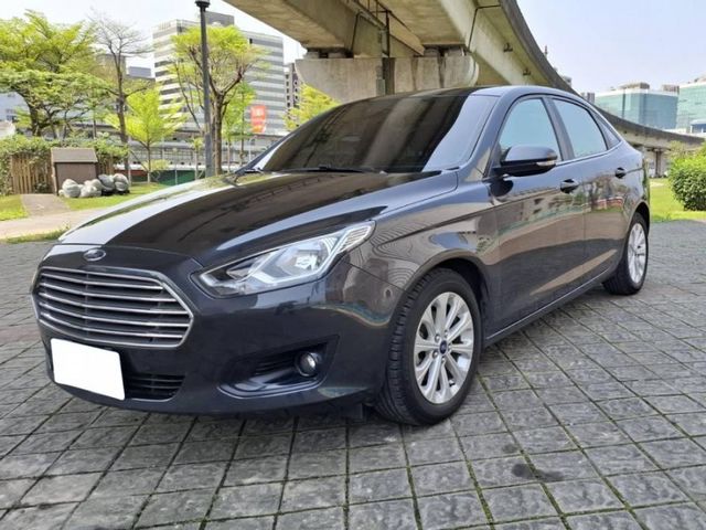 Ford/福特  Escort  第3張相片