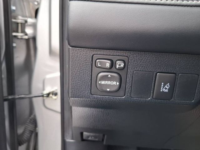 Toyota  RAV4 2018年 TOYOTA RA  第21張相片