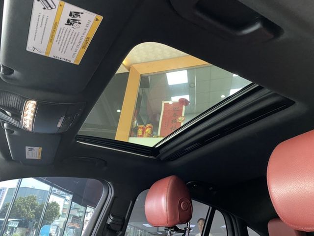 Mercedes-Benz/賓士 GLC300  第3張相片