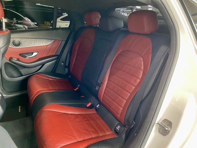 Mercedes-Benz/賓士 GLC300  第9張相片