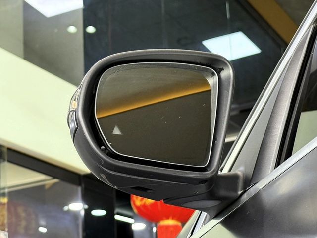 Mercedes-Benz/賓士 GLC300  第1張相片