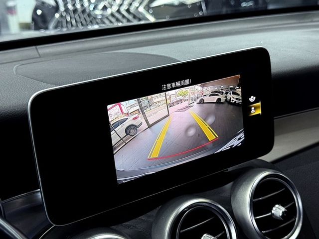 Mercedes-Benz/賓士 GLC300  第16張相片