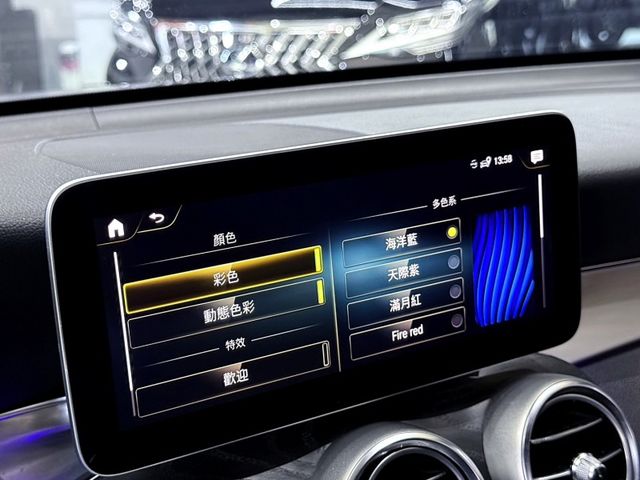 Mercedes-Benz/賓士 GLC300  第17張相片