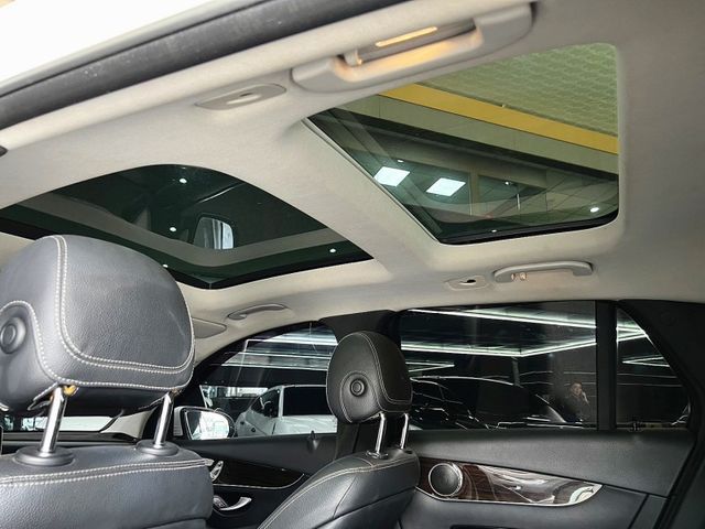 Mercedes-Benz/賓士 GLC300  第17張相片
