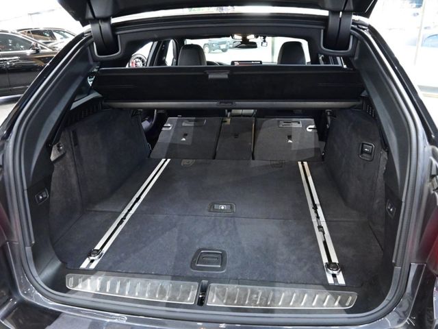 BMW/ 寶馬 520i M Sport  第8張相片