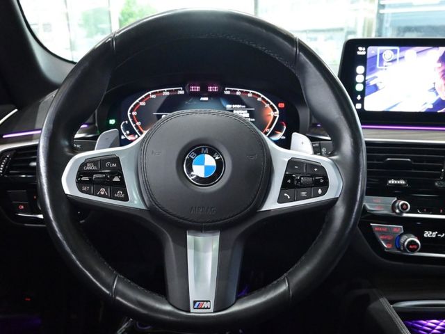 BMW/ 寶馬 520i M Sport  第10張相片