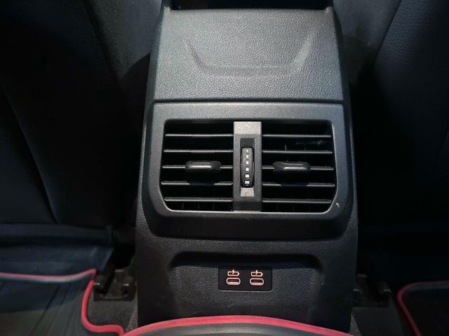 BMW/ 寶馬 118i 運動版  第18張相片
