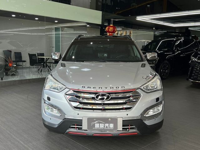 Hyundai Santa Fe  第7張相片