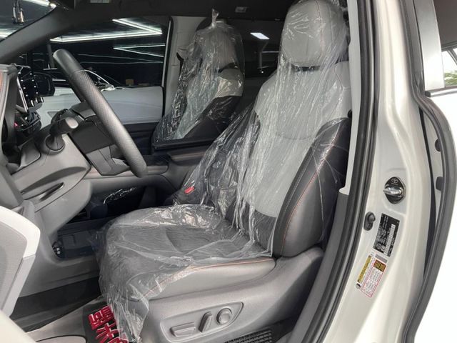 Toyota Sienna  第9張相片