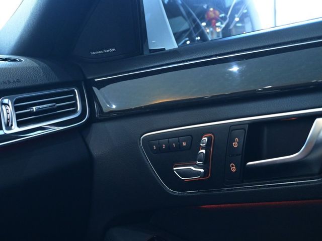 Mercedes-Benz/賓士 E-CLASS  第12張相片