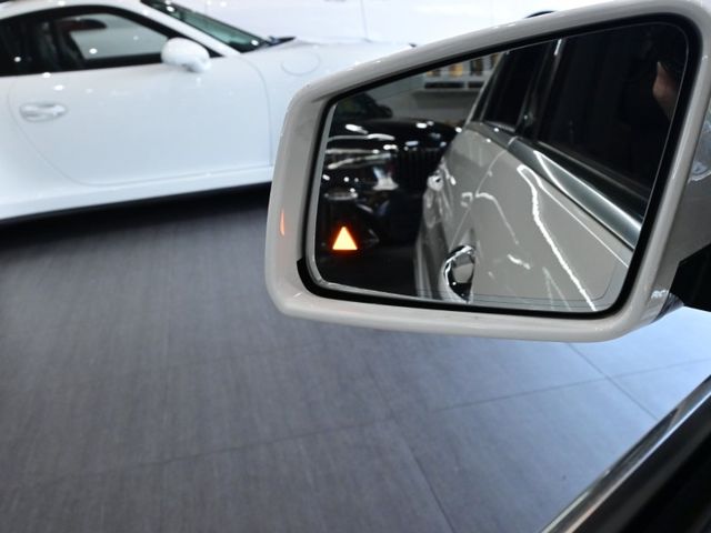 Mercedes-Benz/賓士 E-CLASS  第17張相片