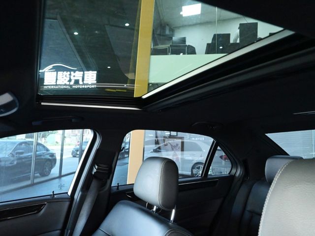 Mercedes-Benz/賓士 E-CLASS  第18張相片