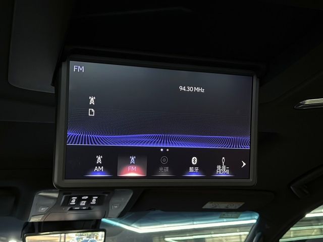 Lexus LM  第15張相片