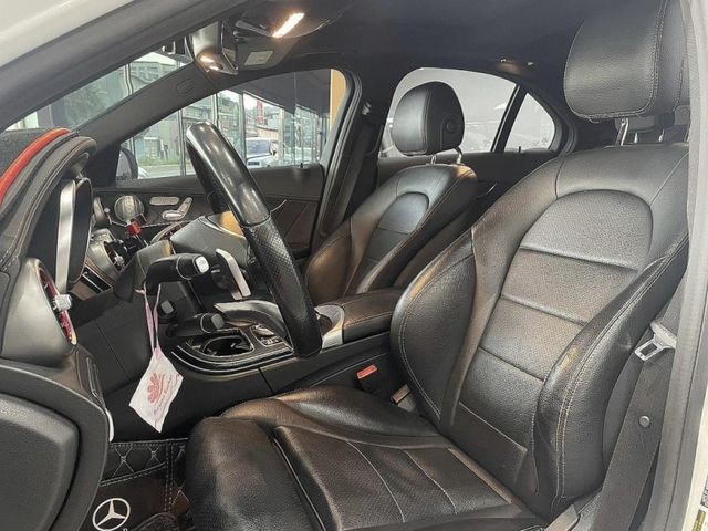 Mercedes-Benz/賓士 C300  第2張相片