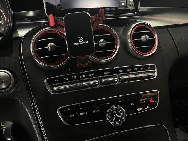 Mercedes-Benz/賓士 C300  第14張相片