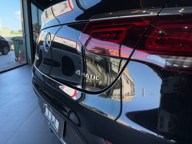 Mercedes-Benz/賓士 GLC300  第9張相片