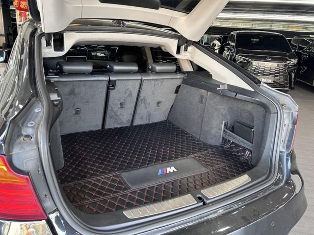 BMW/ 寶馬 335i GT  第18張相片