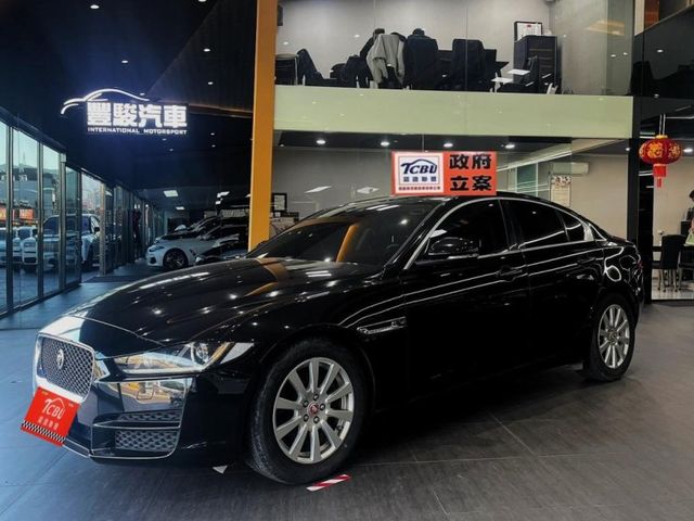 Jaguar XF  第4張相片