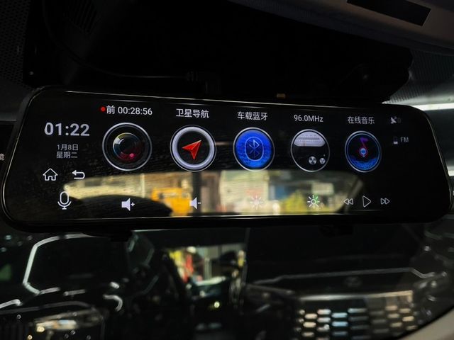 Jaguar XF  第19張相片