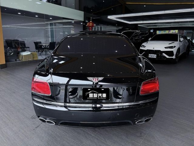 Bentley Flying Spur  第3張相片