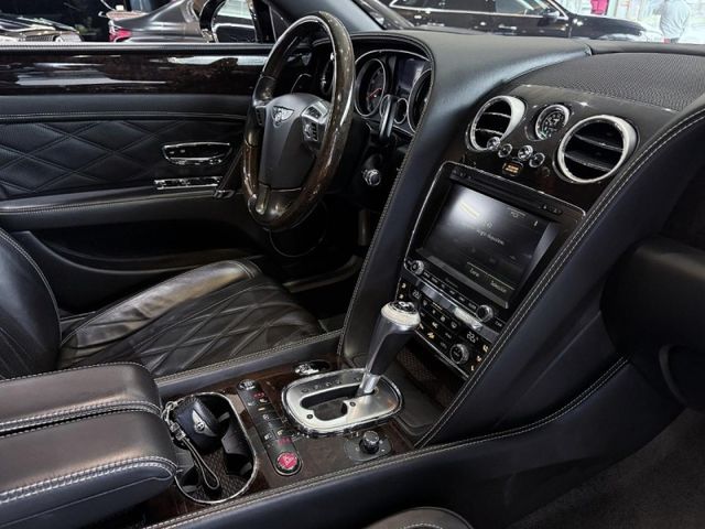 Bentley Flying Spur  第17張相片