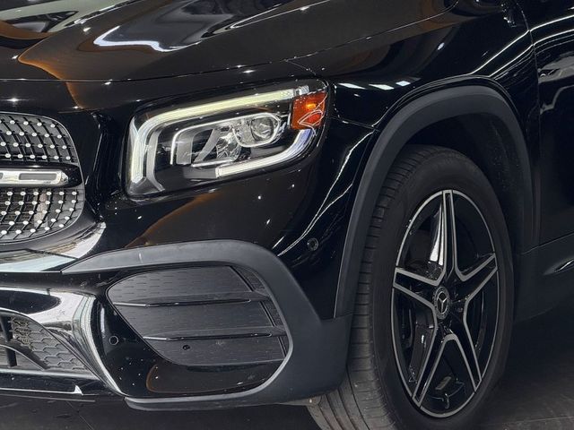 Mercedes-Benz/賓士   GLB-CLASS  第9張相片