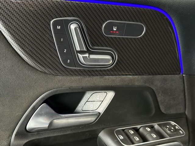 Mercedes-Benz/賓士   GLB-CLASS  第11張相片