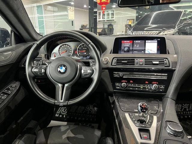 BMW/ 寶馬 M6  第8張相片
