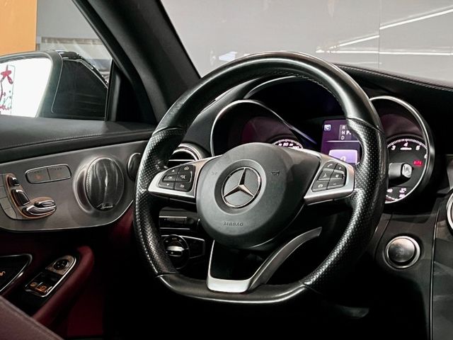 Mercedes-Benz/賓士 C300  第9張相片