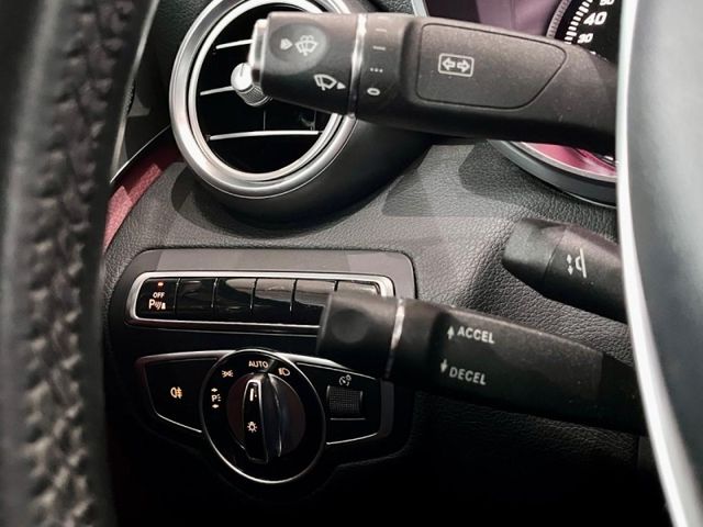 Mercedes-Benz/賓士 C300  第10張相片