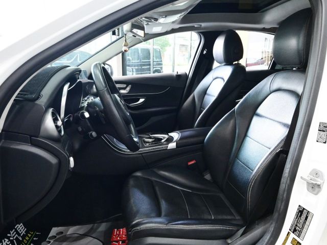 Mercedes-Benz/賓士 C300  第1張相片