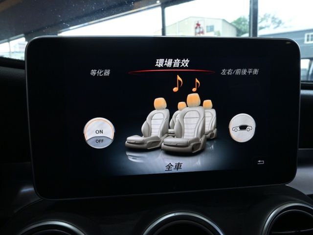 Mercedes-Benz/賓士 C300  第10張相片