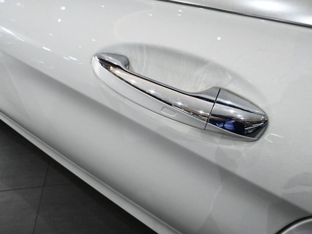 Mercedes-Benz/賓士 C300  第17張相片