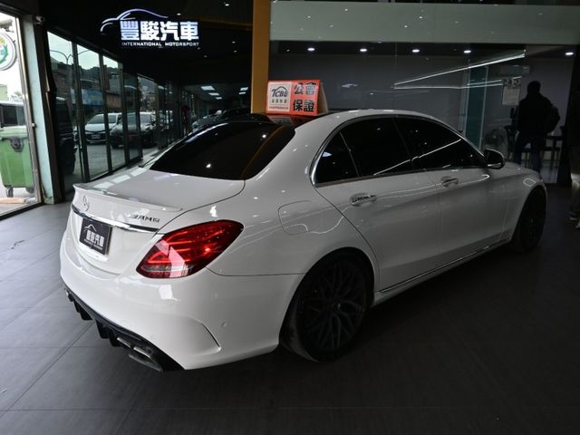 Mercedes-Benz/賓士 C300  第19張相片