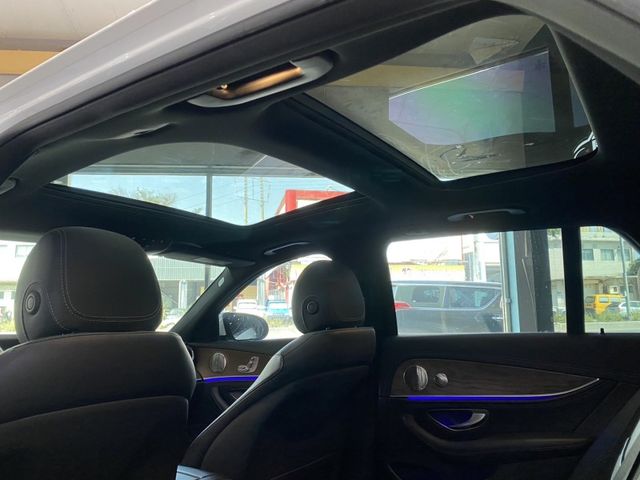 Mercedes-Benz/賓士 E-CLASS  第20張相片