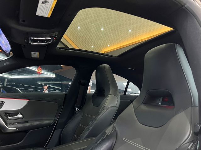 Mercedes-Benz/賓士 CLA250  第12張相片