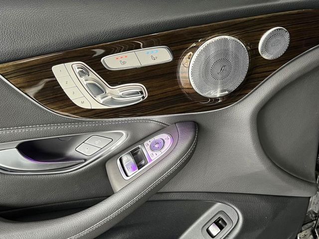 Mercedes-Benz/賓士 C300  第13張相片