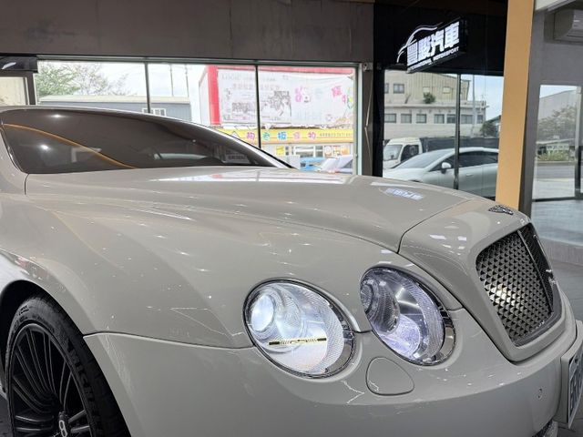 Bentley  Continental GT  第13張相片