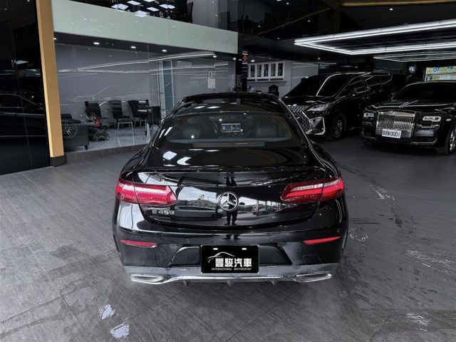 Mercedes-Benz/賓士 E-CLASS  第5張相片