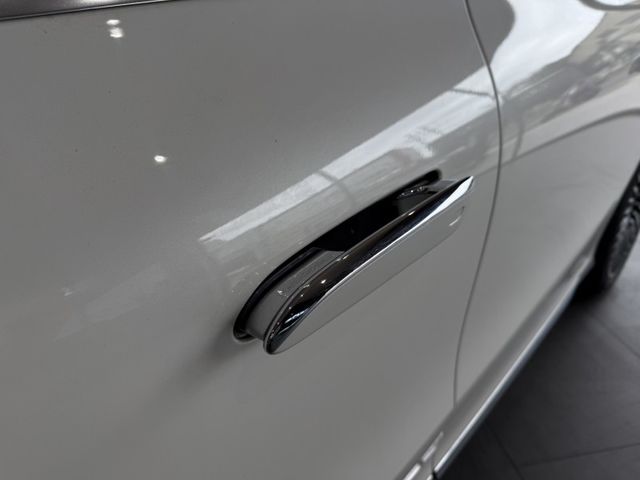 Mercedes-Benz/賓士 EQS  第7張相片