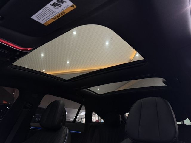 Mercedes-Benz/賓士 EQS  第18張相片