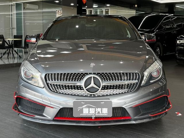 Mercedes-Benz/賓士 A-CLASS  第2張相片