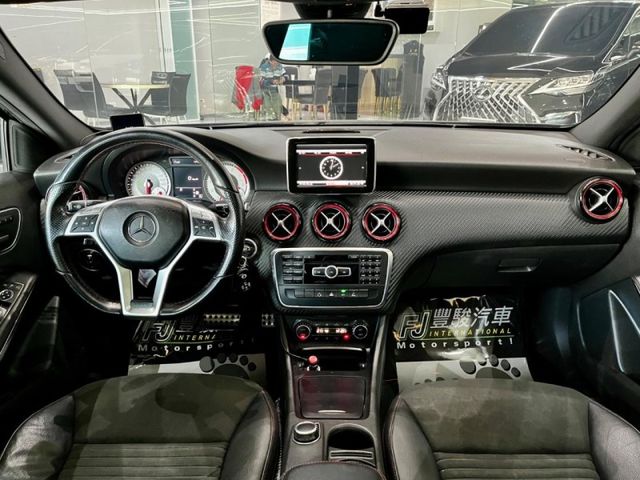 Mercedes-Benz/賓士 A-CLASS  第8張相片