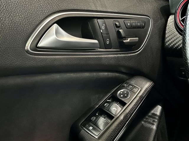 Mercedes-Benz/賓士 A-CLASS  第12張相片