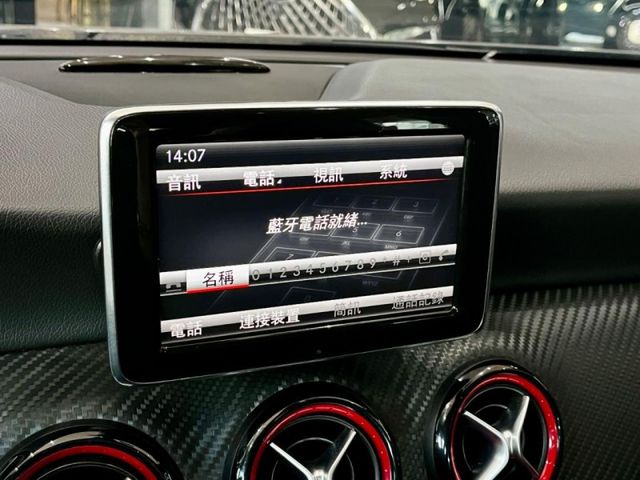 Mercedes-Benz/賓士 A-CLASS  第15張相片