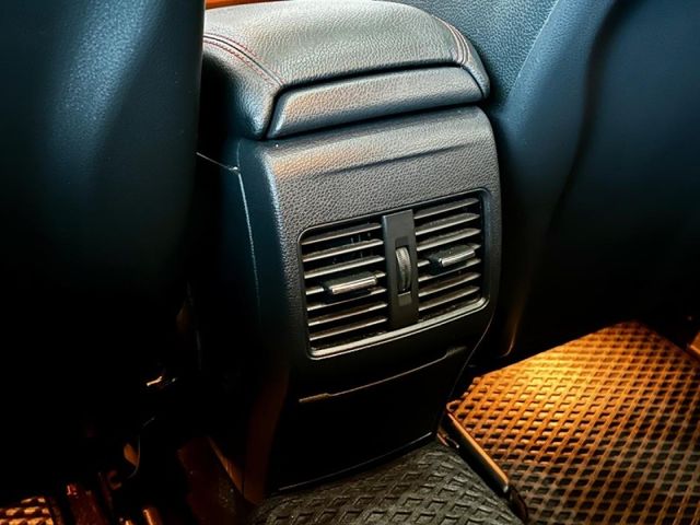 Mercedes-Benz/賓士 A-CLASS  第19張相片