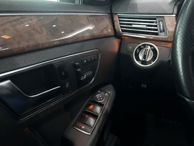 Mercedes-Benz/賓士 E-CLASS  第7張相片
