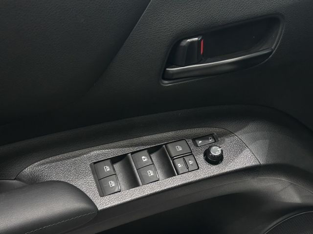 Toyota SIENTA  第7張相片
