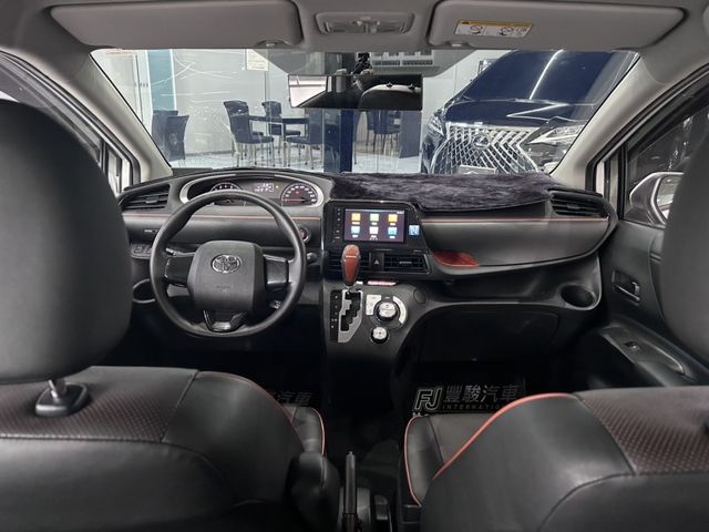 Toyota SIENTA  第19張相片